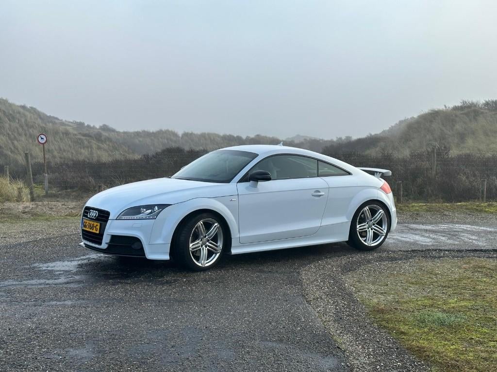 Audi TT 1.8 TFSI S-line 118 kW (160 pk) WIT, Auto's, Euro 5, TT, Zwart, 4 cilinders