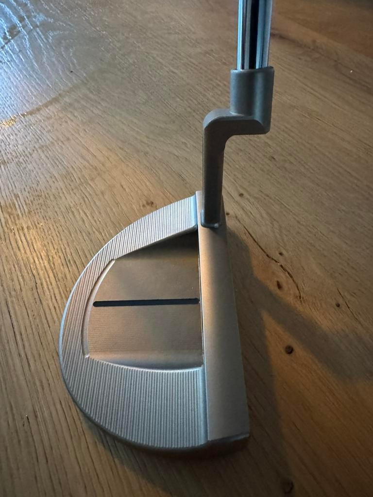 Te Koop SCOTTY CAMERON GOLO LIMITED L34 experimental, Sport en Fitness, Golf, Ophalen of Verzenden, Zo goed als nieuw, Club