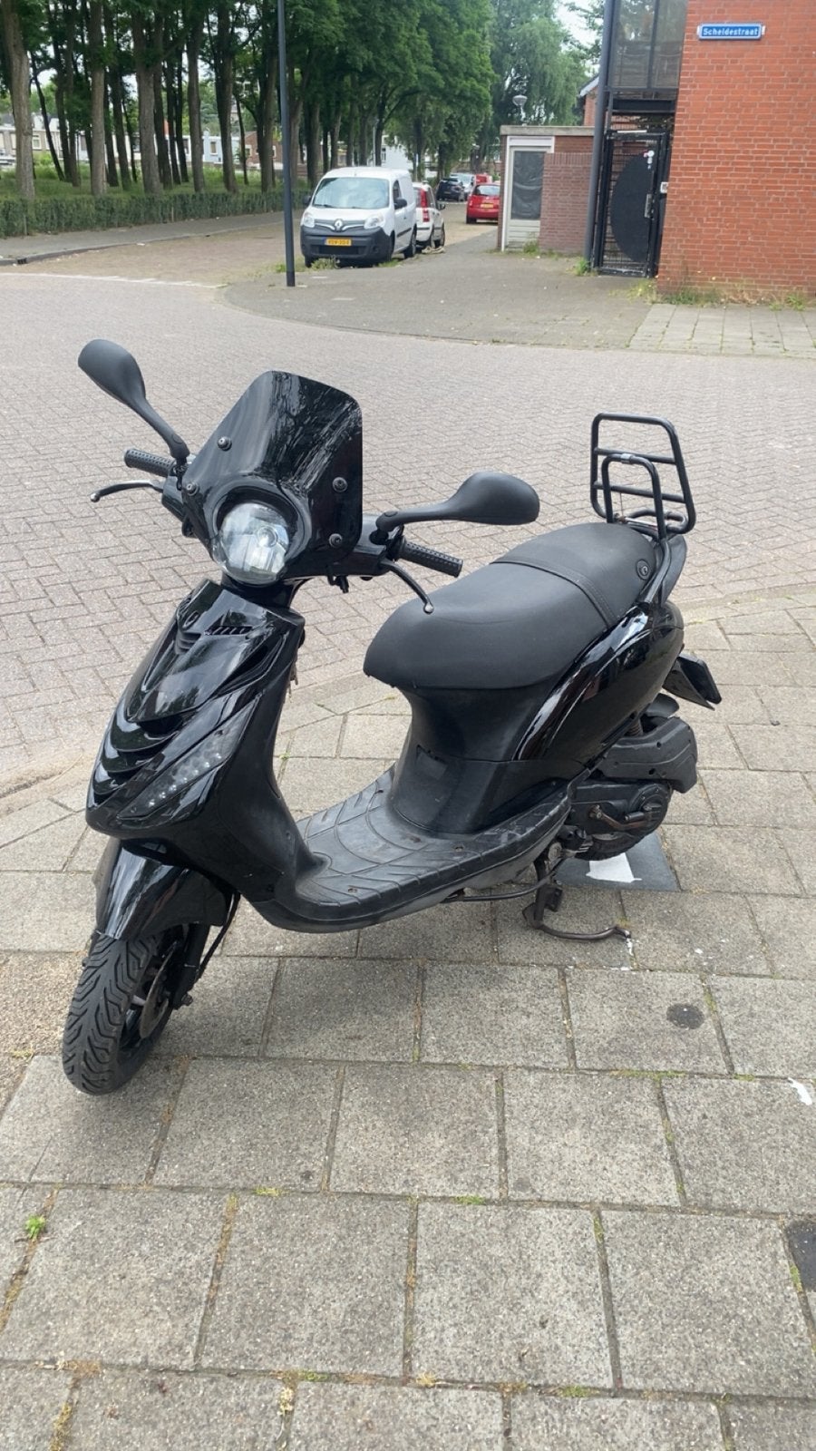 Zip 4t 2v 50cc T4 special edition fully black, Ophalen, Zo goed als nieuw, Overige typen, Piaggio
