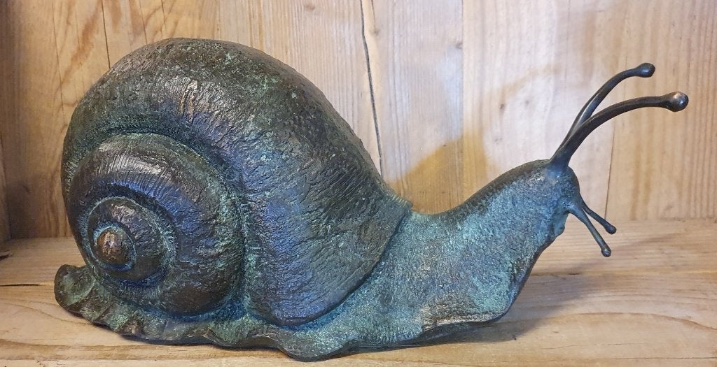 bronzen beeld / SLAK / 17 cm hoog, Tuin en Terras, Tuinbeelden, Dierenbeeld, Nieuw, Info@huisentuindecoratiemarie.nl, Huis en tuin decoratie marie