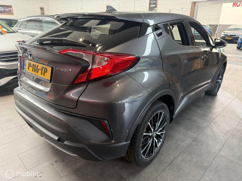 Toyota C-HR 1.8 Hybrid Energy / Camera / Led / Blind Spot, Auto's, Euro 6, 4 cilinders, 122 pk, 26 km/l