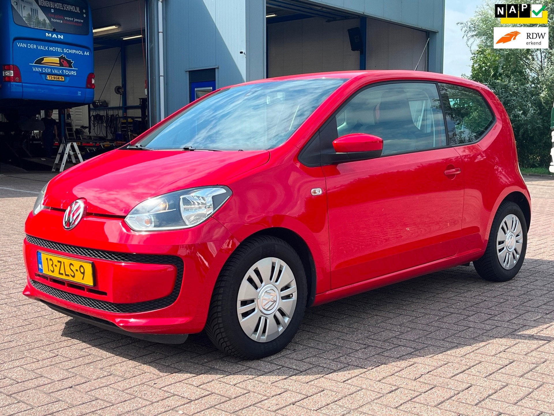 Volkswagen Up! 1.0 Move Up! BlueMotion | Airco | All Season, Auto's, Volkswagen, Voorwielaandrijving, Euro 5, Stof, Gebruikt