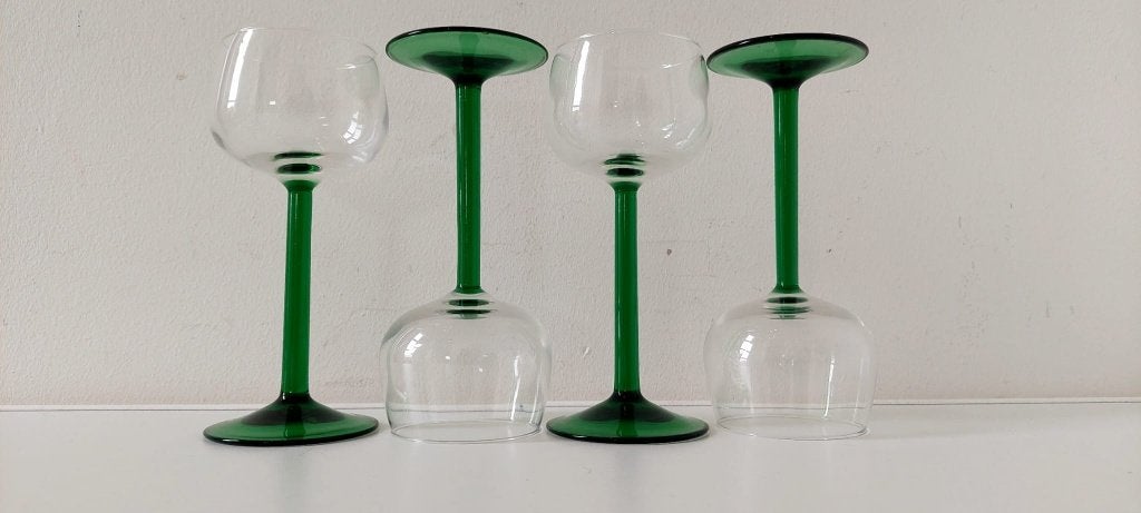 4  vintage Luminarc Elzas wijnglazen glazen groene steel, Eu, Eu, Overige typen, Ophalen of Verzenden