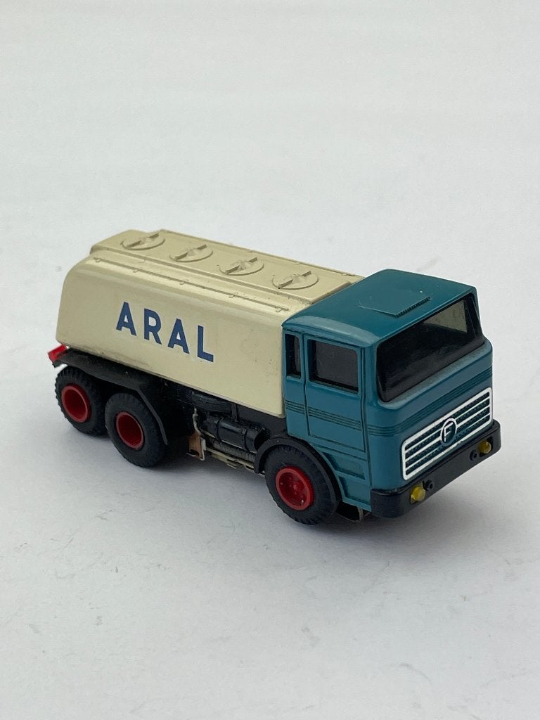 Faller AMS Aral tankwagen met licht, Hobby en Vrije tijd, Modelauto's | 1:50, Ophalen of Verzenden, Gebruikt, Bus of Vrachtwagen