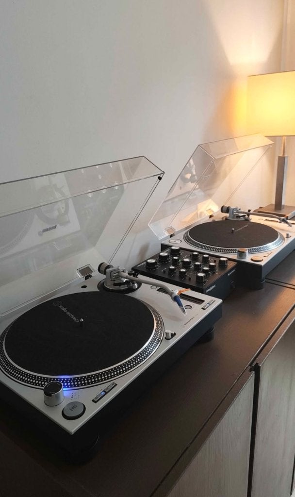 Vinyl DJ Setup: 2x Audio Technica, Omnitronic TRM, Klipsch 5, Ophalen, Zo goed als nieuw, Overige merken