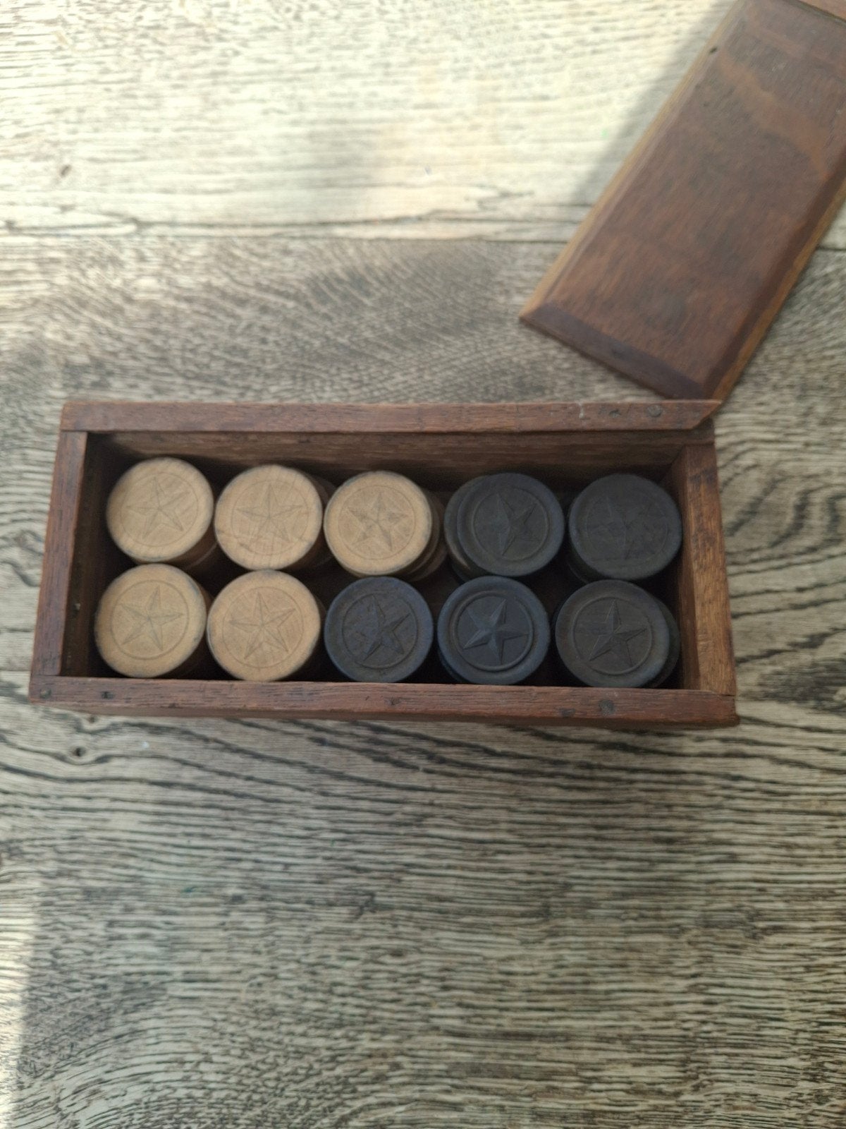 Mooi oud houten kistje met damstenen, Een of twee spelers, Ophalen of Verzenden, Gebruikt