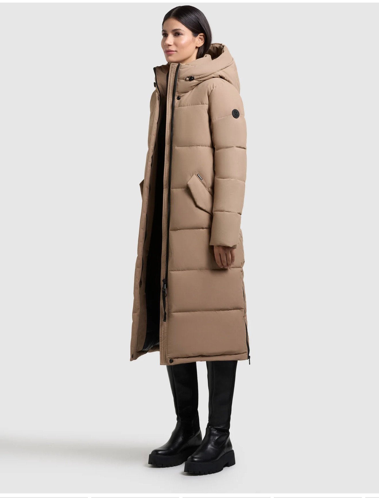 Khujo winterjas Cami Cookie beige M! Als nieuw!, Ophalen of Verzenden, Zo goed als nieuw, Maat 38/40 (M), Beige