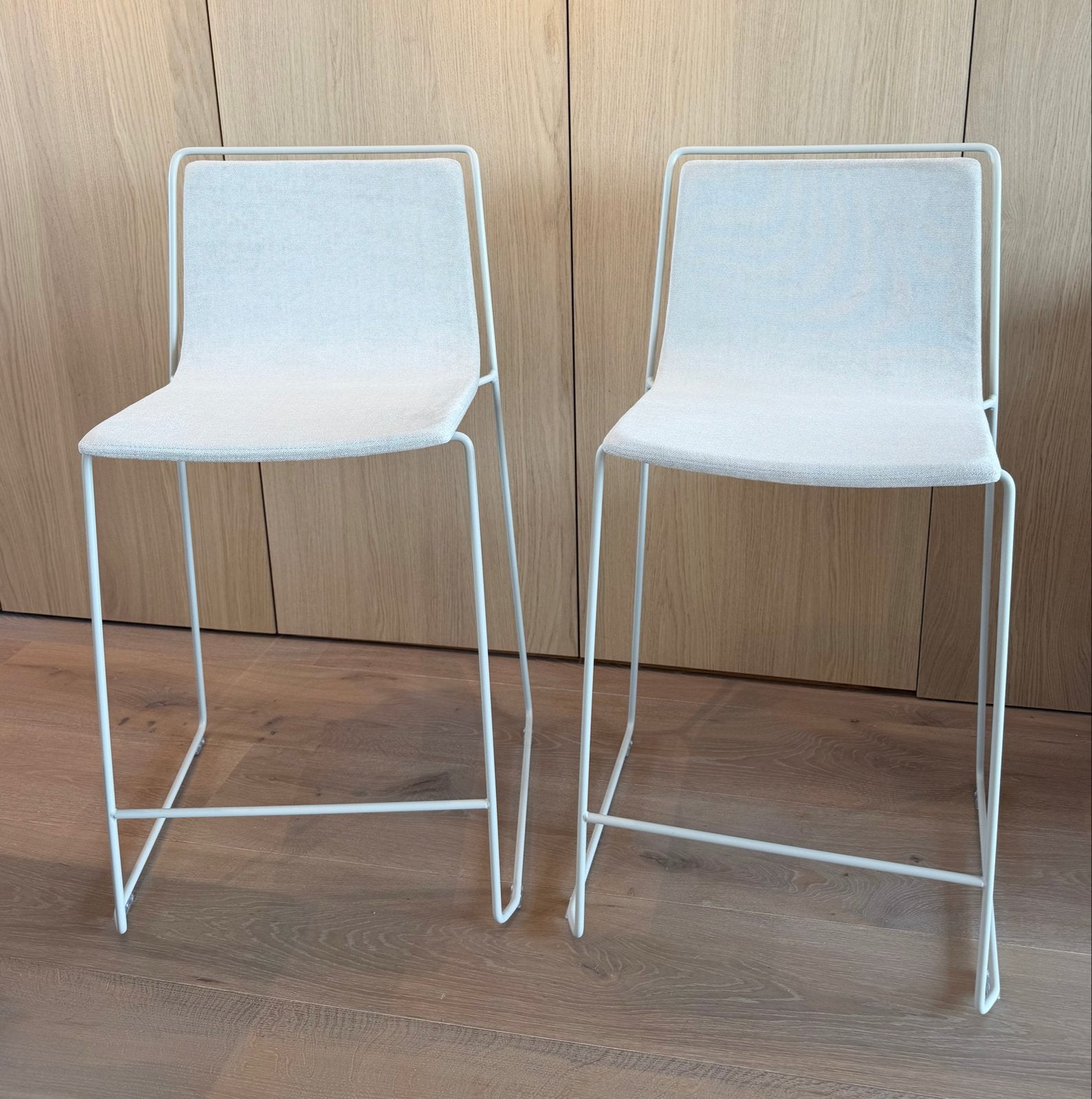 Designer Alo kitchen stool (set of 2), Ophalen of Verzenden, Zo goed als nieuw, 90 cm of meer, Metaal