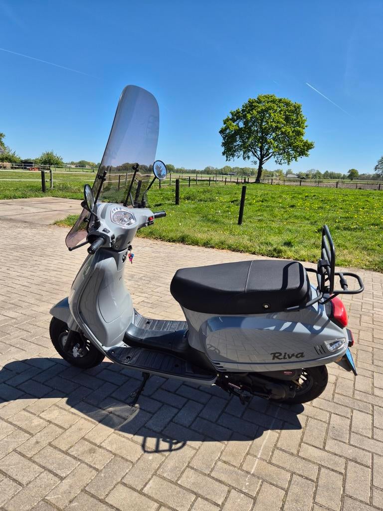 Grijze BTC Riva scooter van 2019, Ophalen, Zo goed als nieuw, Overige merken