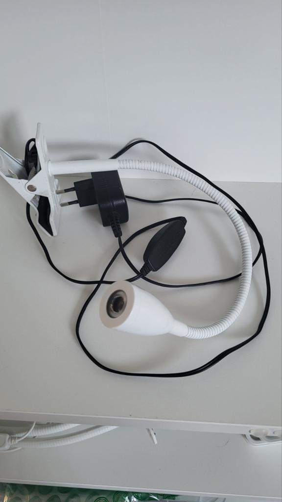 LED Klemlamp - Flexibele Bureaulamp met Klem, Ophalen of Verzenden, Gebruikt, Modern