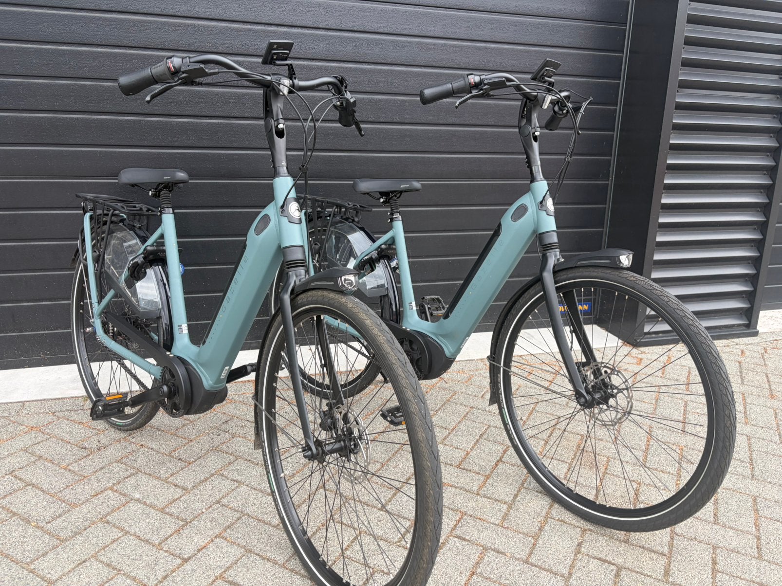 Twee prachtige Gazelle Grenoble C5 met performance 509wh tub, Fietsen en Brommers, Fietsen | Dames | Damesfietsen, Versnellingen