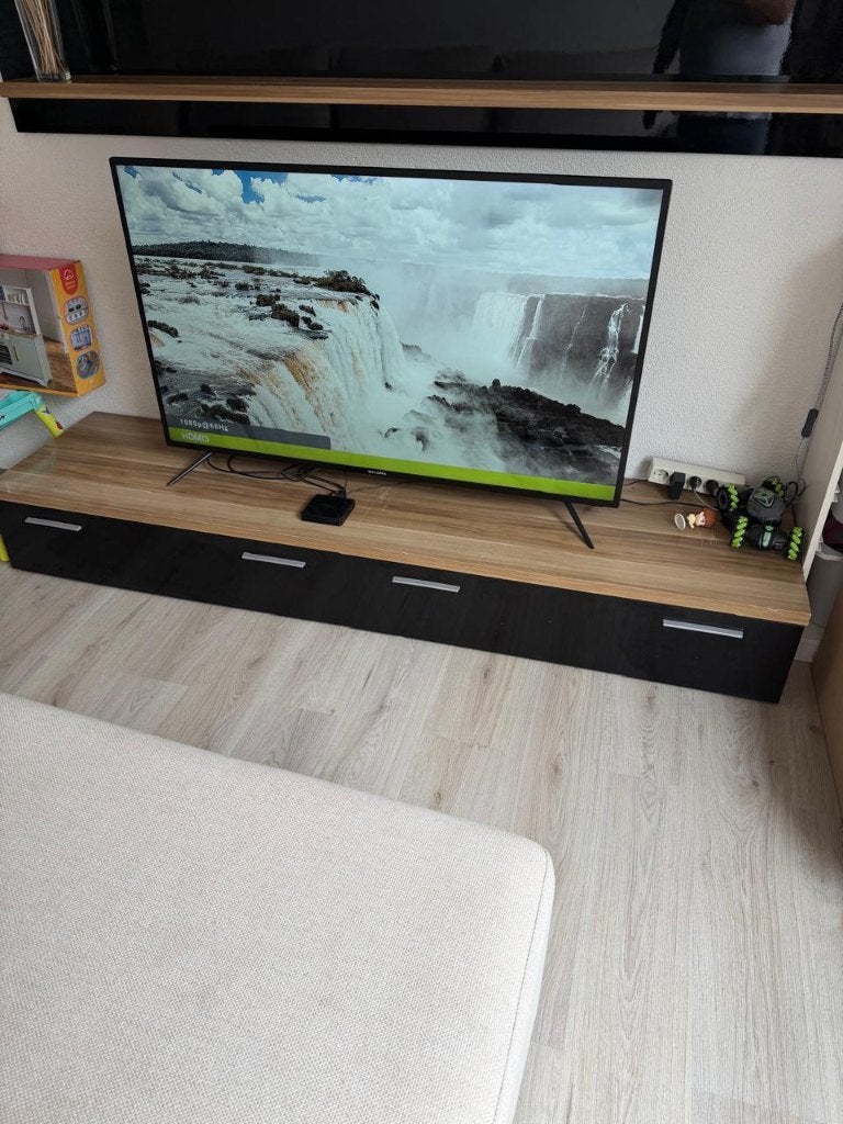 55 UHD LED TV + tv meubels, Ophalen, Gebruikt