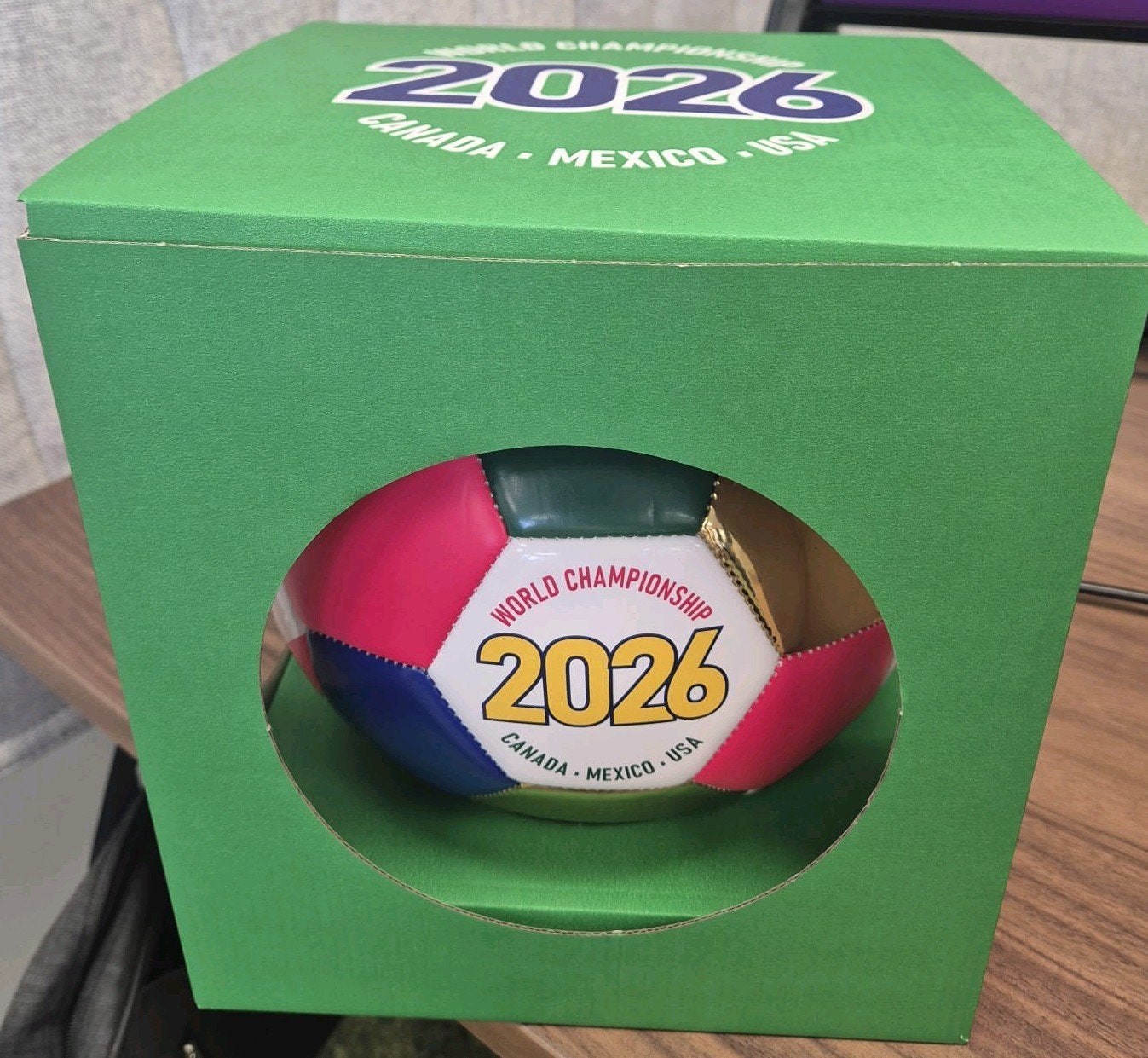WK bal 2026 limited edition, Maat L, Ophalen, Nieuw, Bal