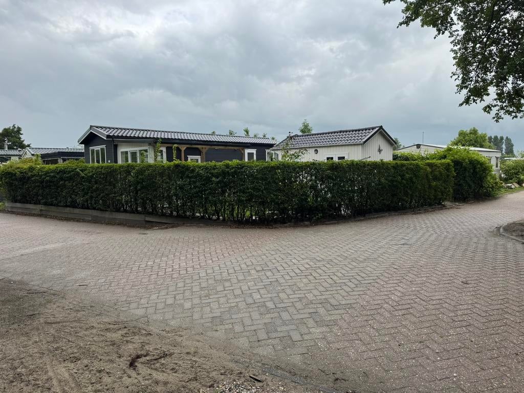 Te huur chalet makkum aan het IJsselmeer, Caravans en Kamperen