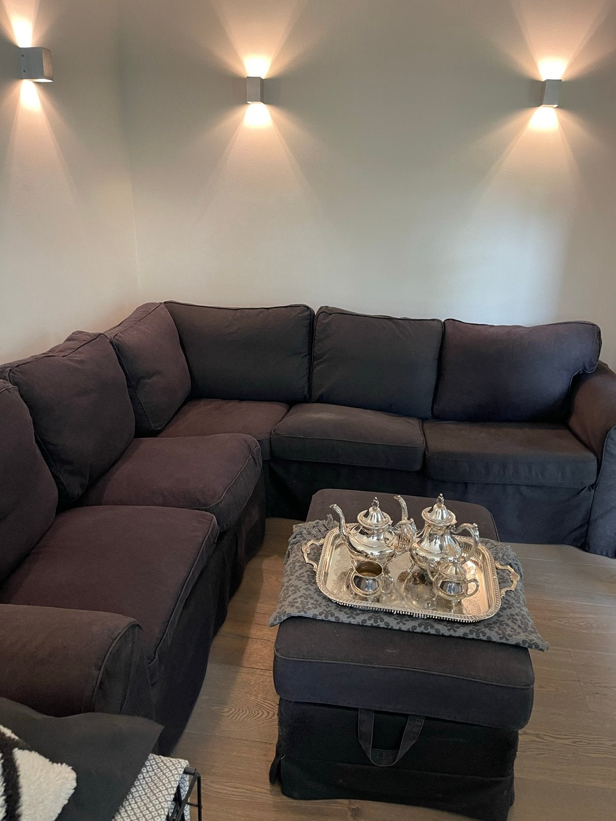 Grote zwarte hoekbank met poef(Ikea), Ophalen, Gebruikt, 100 tot 125 cm, Hoekbank