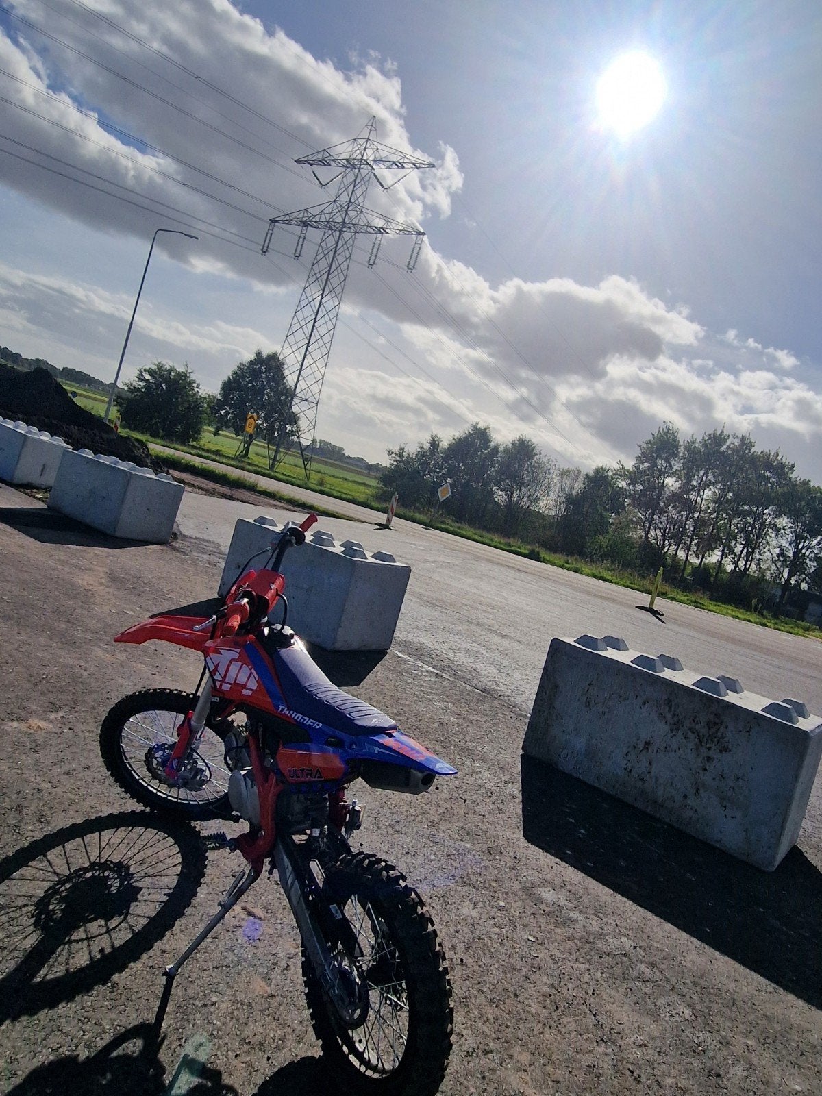 Apollo Thunder 150cc 4-takt crossmotor, Ophalen of Verzenden, Gebruikt, Overige merken