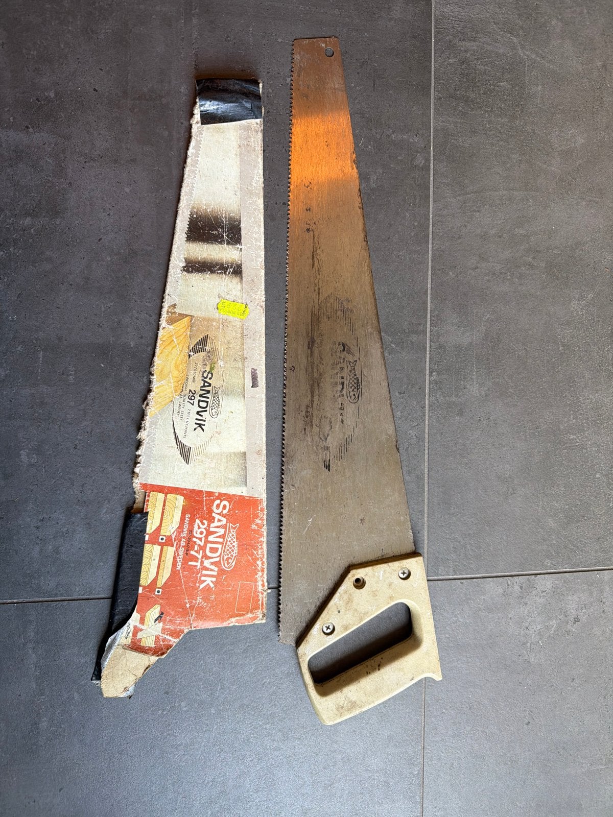 Oude handzaag van Sandvik, Ophalen of Verzenden, Gebruikt, Zaag, Overige merken