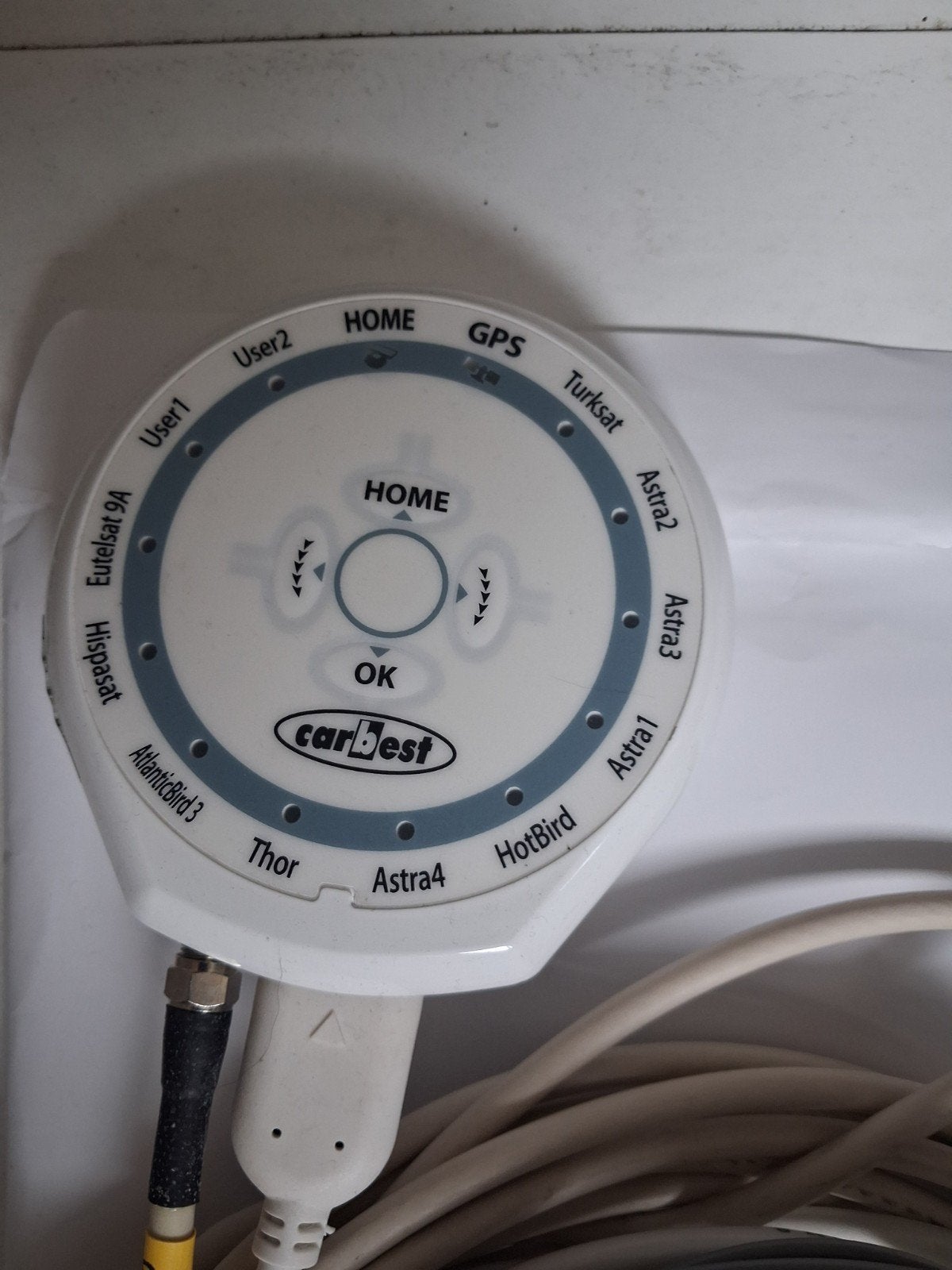 Carbest automatische schotelantenne met controller, Audio, Tv en Foto, Schotelantennes, Ophalen, Gebruikt, (Schotel)antenne, Overige merken