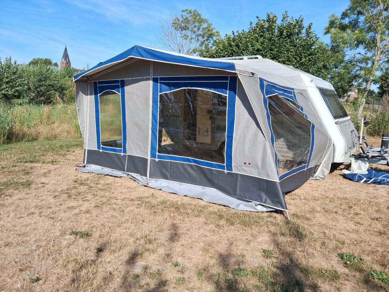 originele voortent voor kip met aluminium stokken, Ophalen