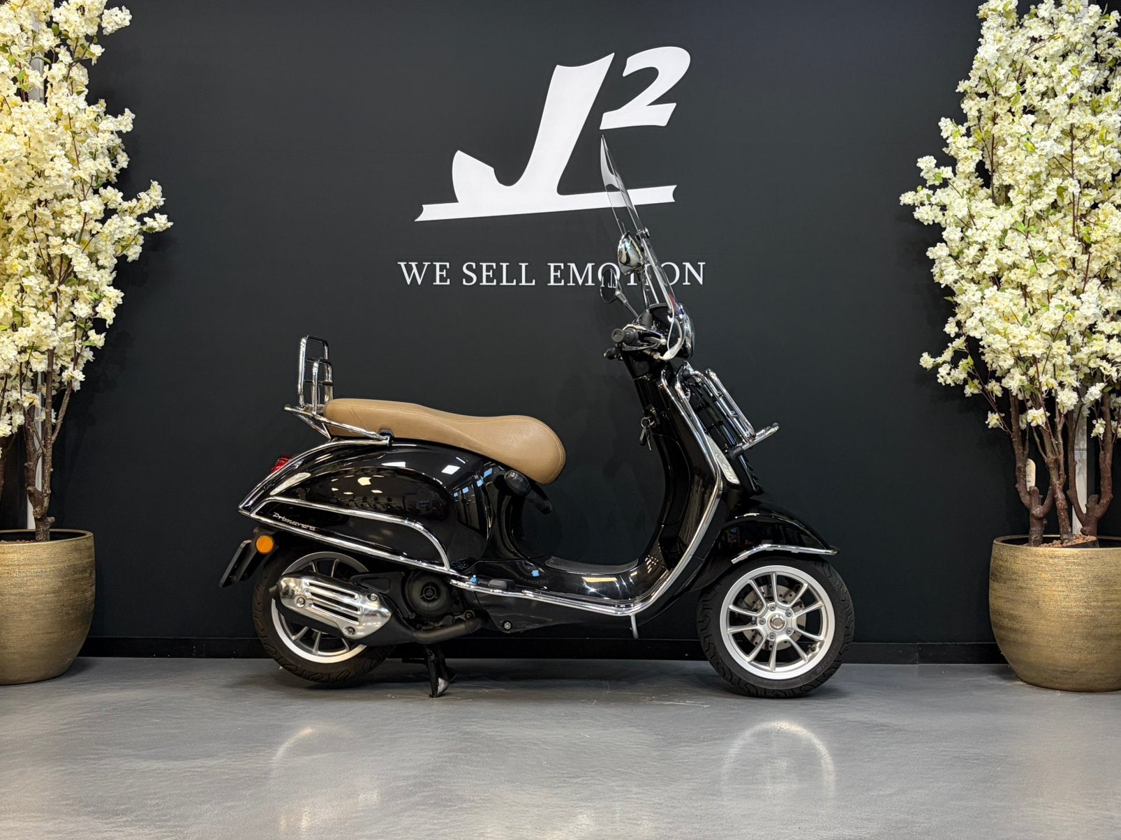 Vespa Primavera | Glans Zwart | Snor | 2021 | 15.526 km, Gebruikt, Overige modellen, ., Ophalen of Verzenden