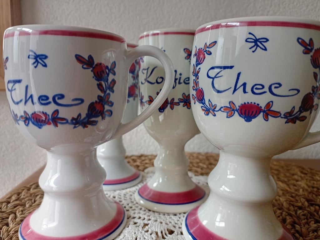 Zenith Gouda servies 4 koffie- en thee bekers, Antiek en Kunst, Ophalen of Verzenden