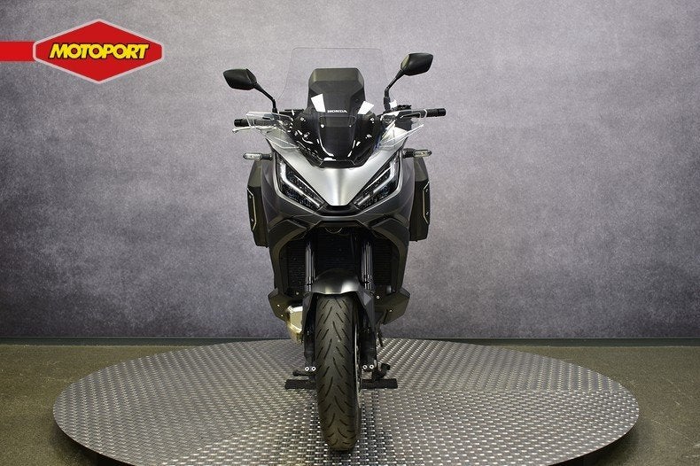 Honda NT 1100 DCT (bj 2024), Motoren, Motoren | Honda, Info@motoportwormerveer.nl, Honda Motor Europe, Bedrijf, Crystal Bldng B-Unit B11.2 Rivium Blv200
2909 LK  Capelle aan den IJsel, NL