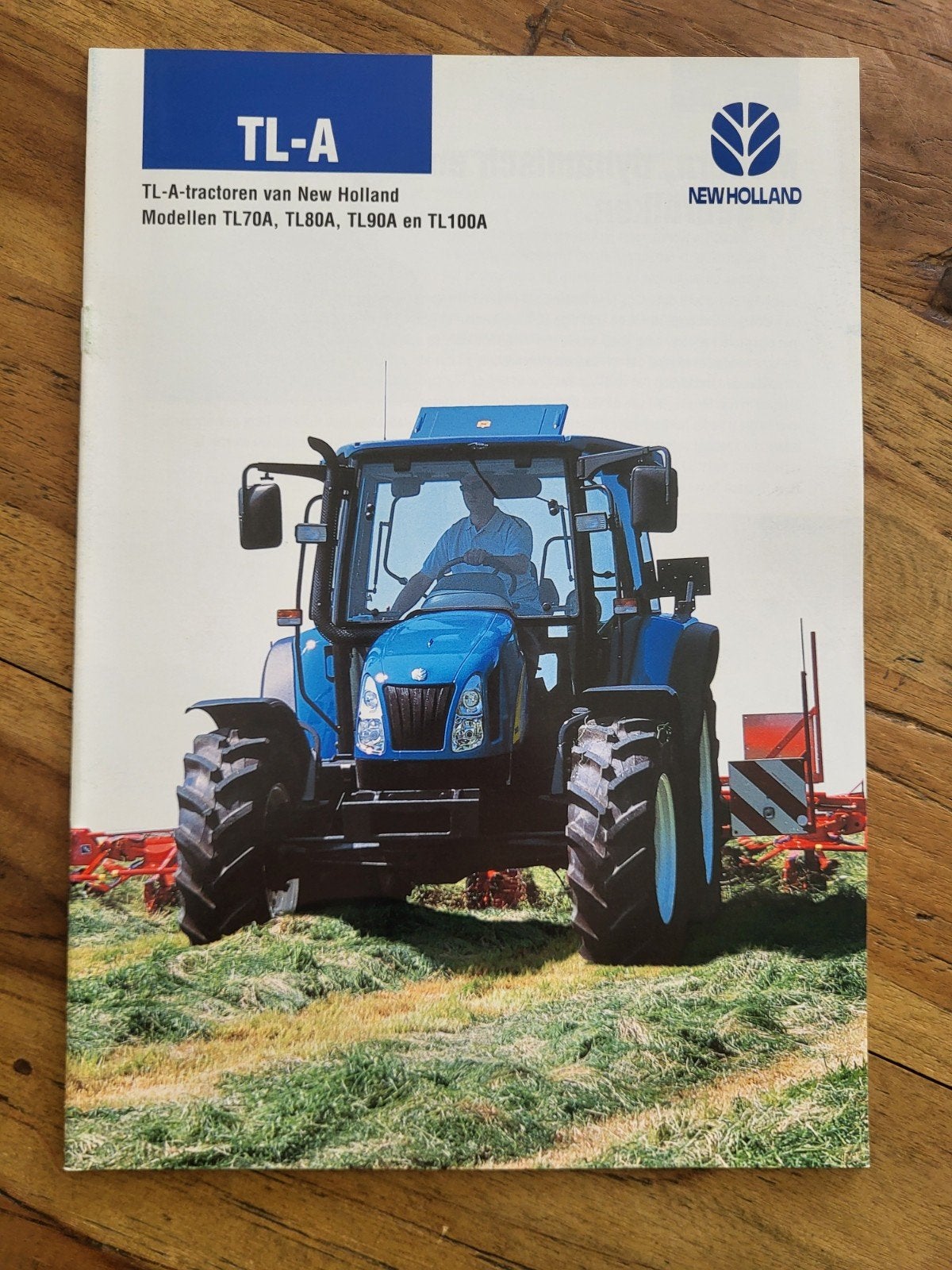 tractor folder New Holland TL-A, Boeken, Catalogussen en Folders, Ophalen of Verzenden, Zo goed als nieuw