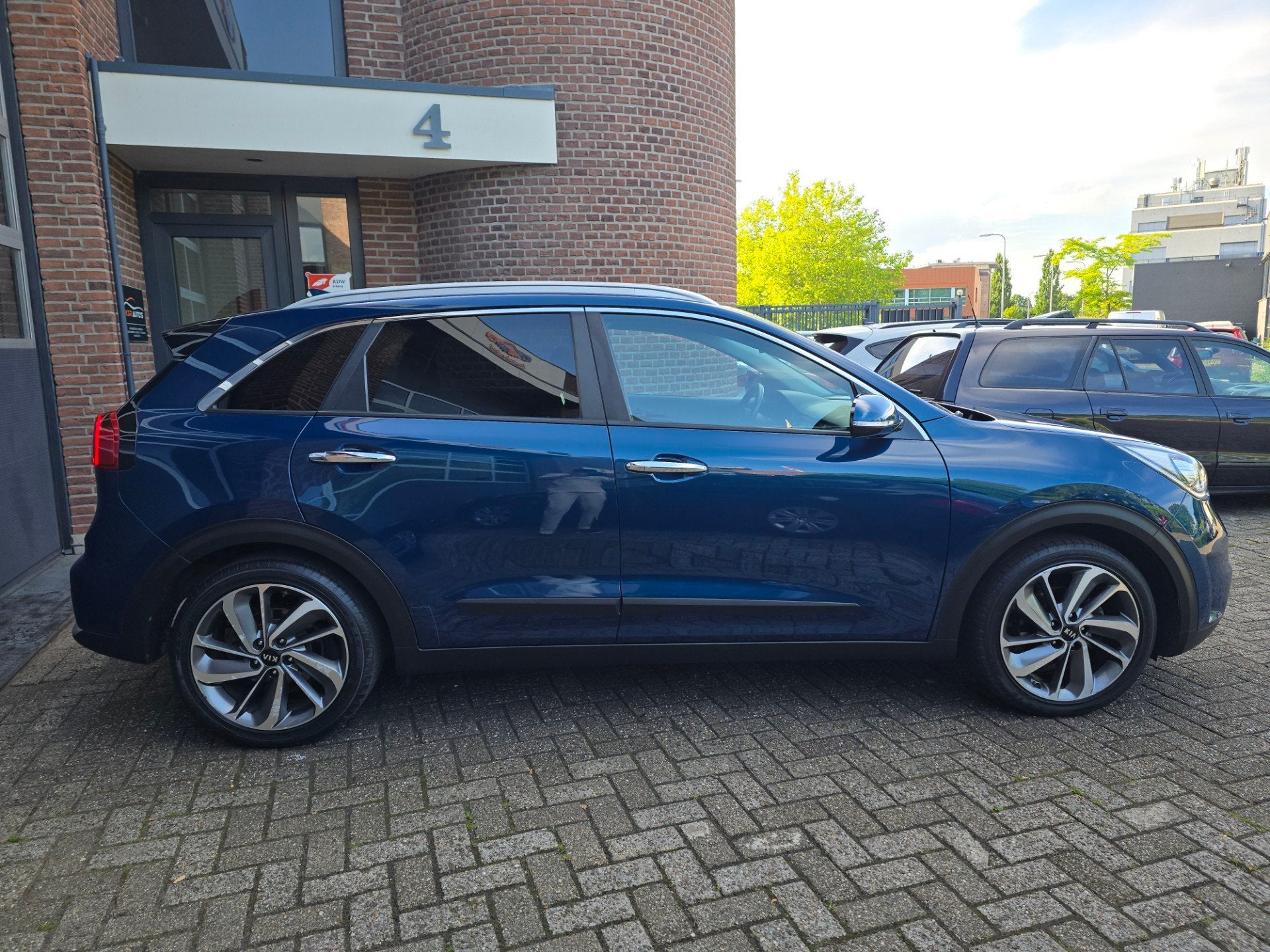 Kia Niro 1.6 GDi Hybrid First Edition Apk |Navi |Camera, Auto's, Kia, Gebruikt, Euro 6, Blauw, Leder en Stof
