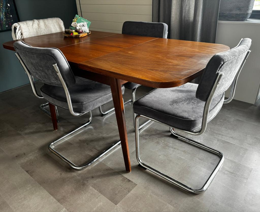 Retro eetkamertafel met 4 stoelen, Huis en Inrichting, Tafels | Eettafels, Ophalen, Gebruikt, 50 tot 100 cm, Vier personen