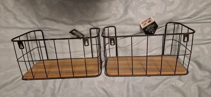 2x Matzwarte opbergrekjes met houten plank - Nieuw, Ophalen of Verzenden, Nieuw