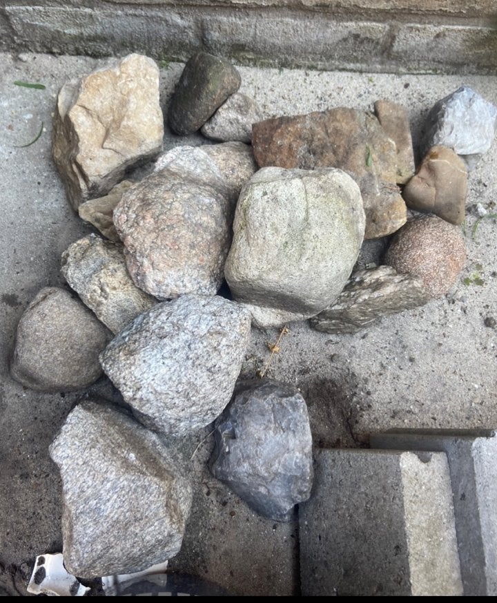 Gratis af te halen, kleinere keien., Tuin en Terras, Ophalen, Zo goed als nieuw