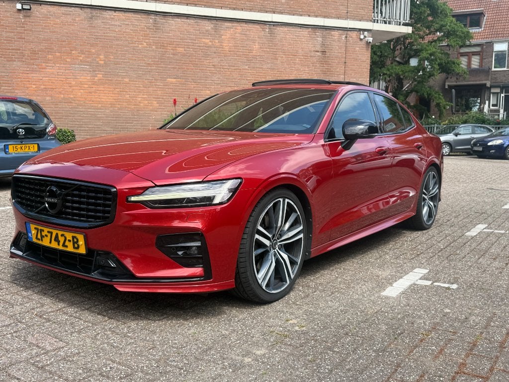 Volvo S60 T5 R-design Polestar Engineered