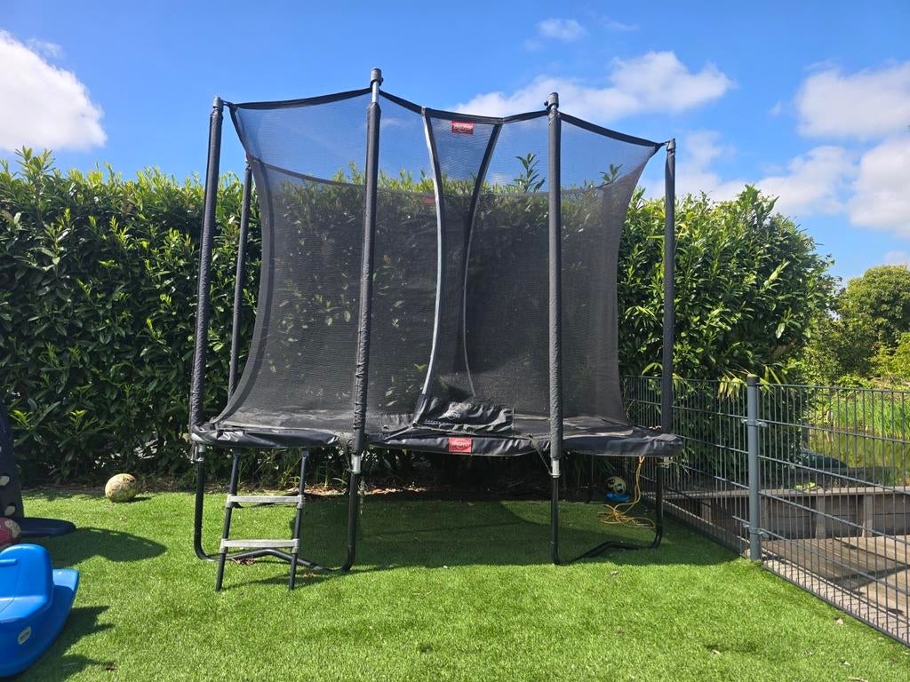 Trampoline goeie staat, Kinderen en Baby's, Speelgoed | Buiten | Trampolines, Ophalen