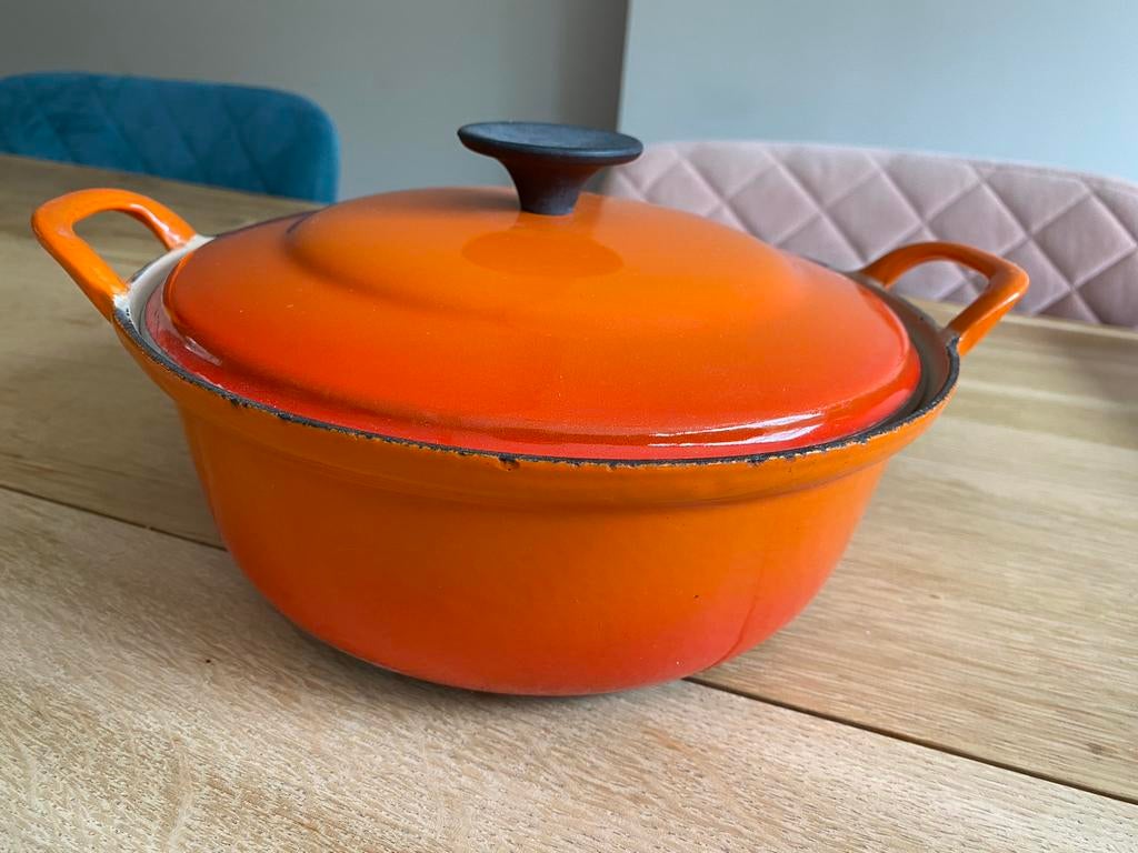 Le Creuset pan 24cm, Ophalen of Verzenden, Zo goed als nieuw, Gietijzer, Koekenpan of Braadpan