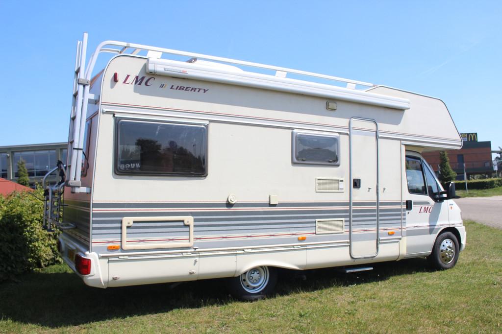 LMC Fiat 2.8 idTD 122PK, 6 persoons, Airco., Alkoof, 6 tot 7 meter, Bedrijf, Tot en met 6