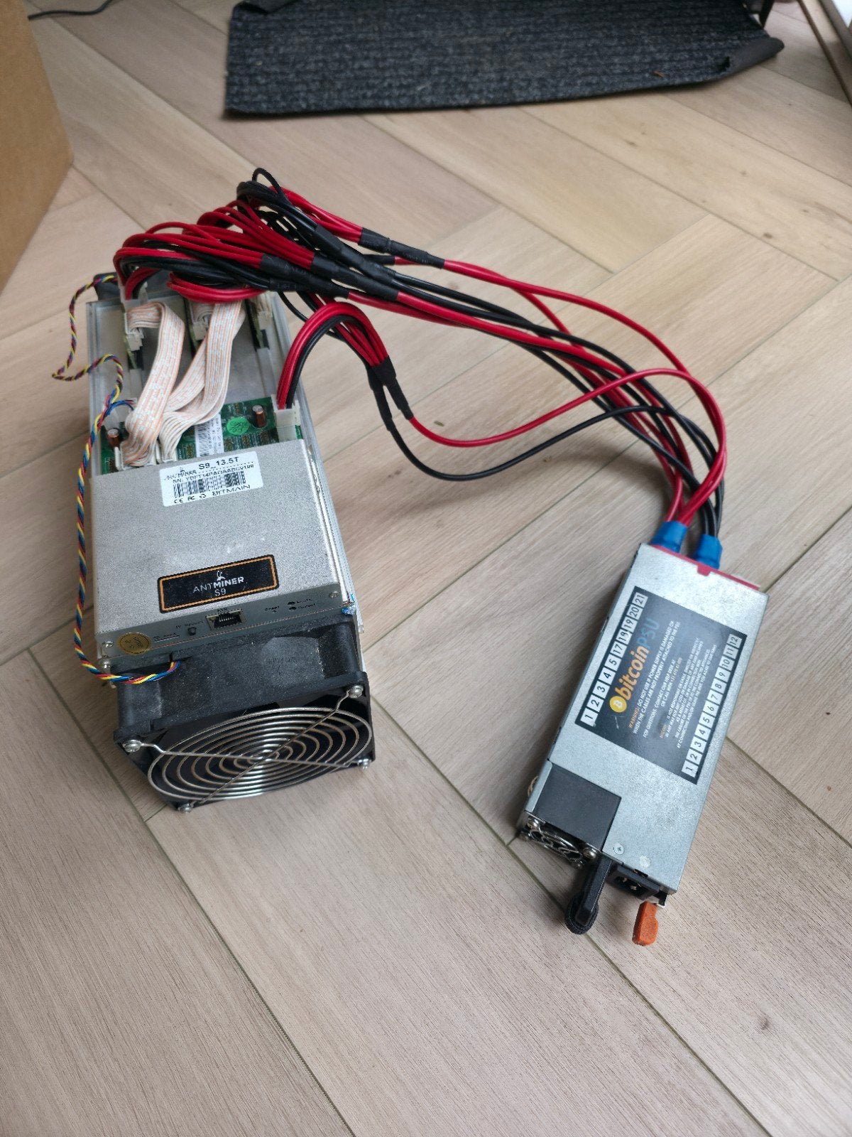 Antminer S9 Bitcoin Miner, Computers en Software, Ophalen of Verzenden, Gebruikt