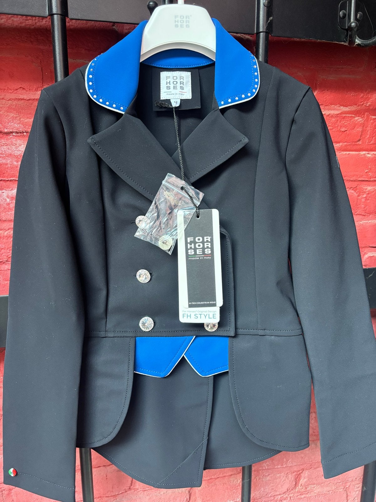 For Horses wedstrijdjasje zwart met blauwe details, Dieren en Toebehoren, Ophalen of Verzenden, Nieuw, Dressuur, Bovenkleding