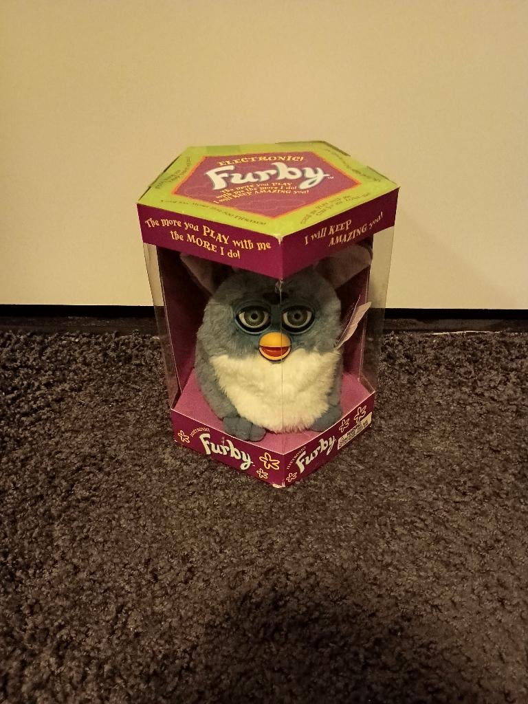 Furby Elephant nieuw in doos, Verzamelen, Verzenden, Nieuw