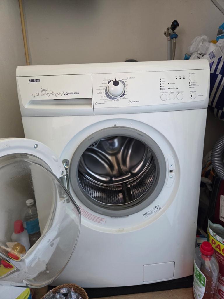 Zanussi wasmachine, Ophalen, Gebruikt, Voorlader, 85 tot 90 cm