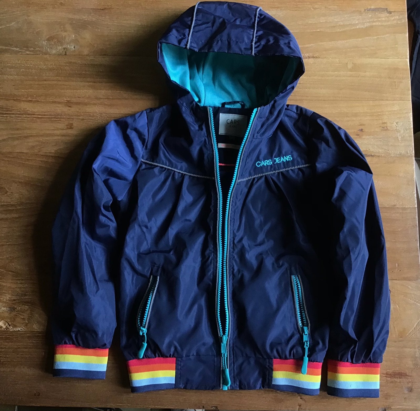Donkerblauw Cars Jack mt.128, Kinderen en Baby's, Kinderkleding | Maat 128, Ophalen of Verzenden, Zo goed als nieuw, Jongen, Jas