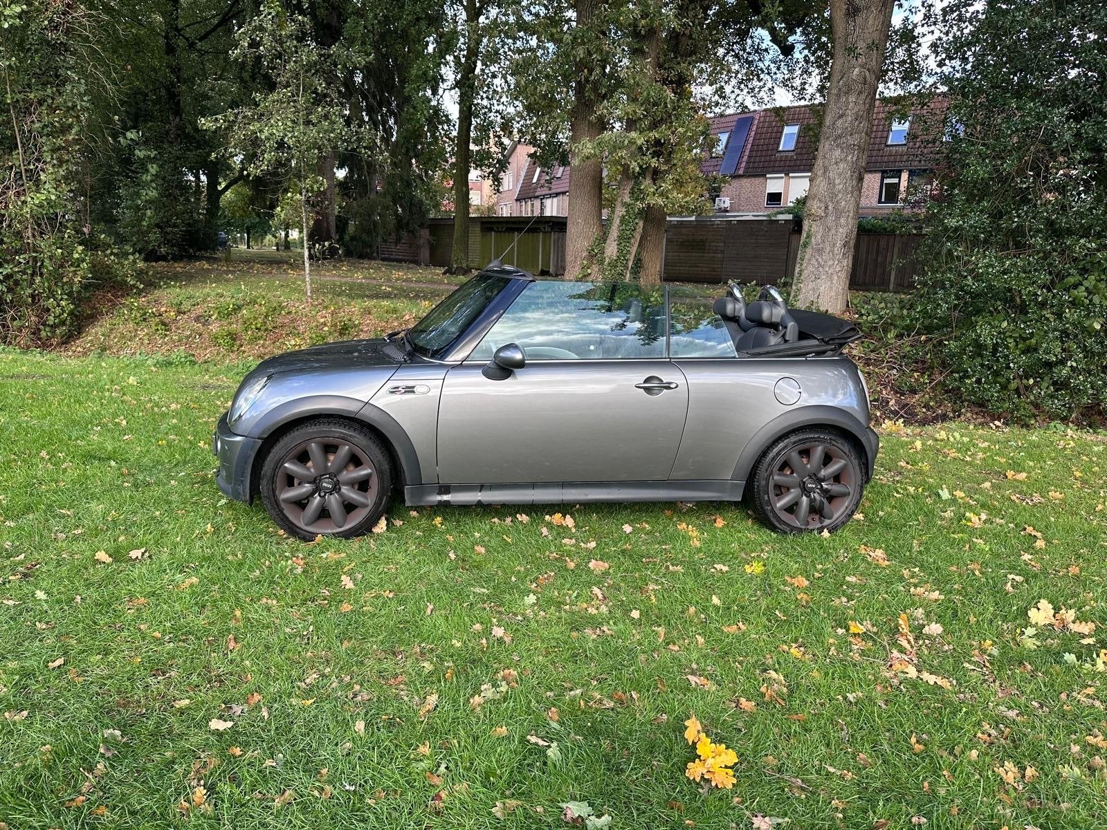 Mini 1.6 16V Cooper S Cabrio 2005 Grijs, Auto's, Voorwielaandrijving, 4 cilinders, Cabriolet, 4 stoelen