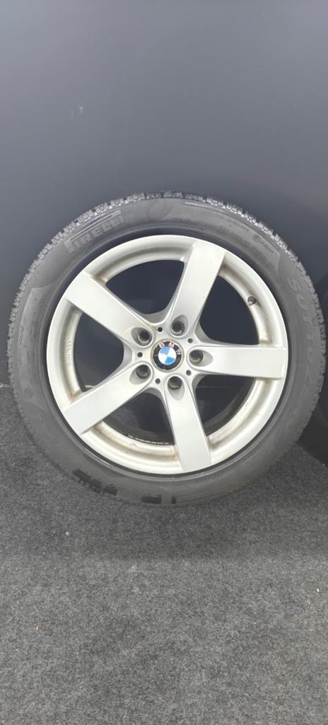 BMW 5 serie E60/61 Velgen met Pirelli Sottozero Winterbanden, Auto-onderdelen, Banden en Velgen, Ophalen, Gebruikt, Banden en Velgen