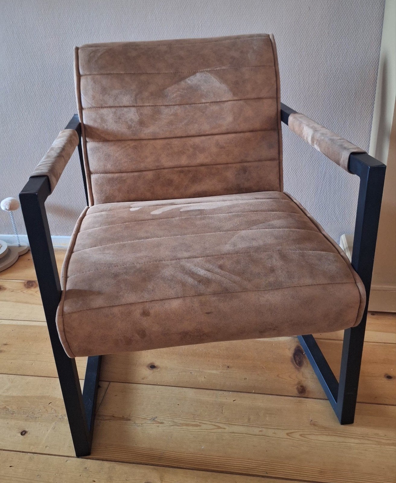 Fauteuil cognac kleur zo goed als nieuw, Ophalen, 75 tot 100 cm, Zo goed als nieuw, Metaal