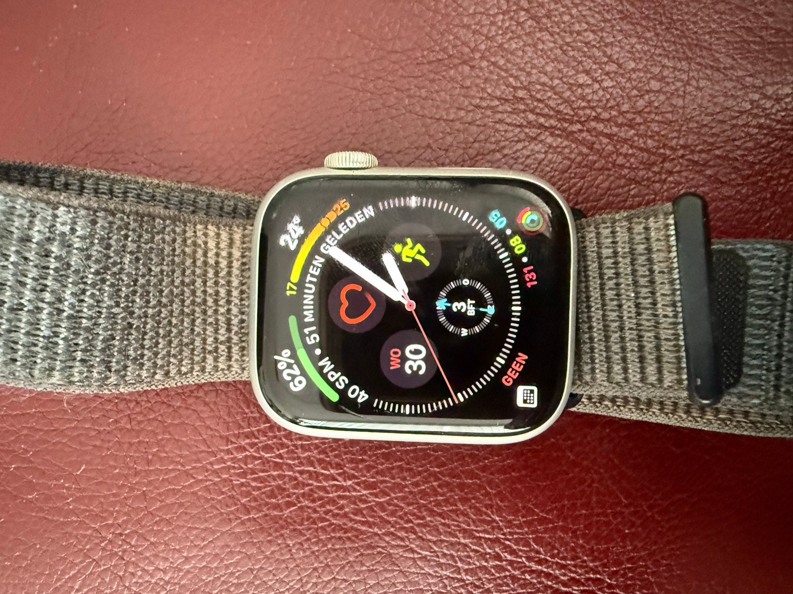 Foto 3 van Apple Watch Series 8 GPS - 45mm