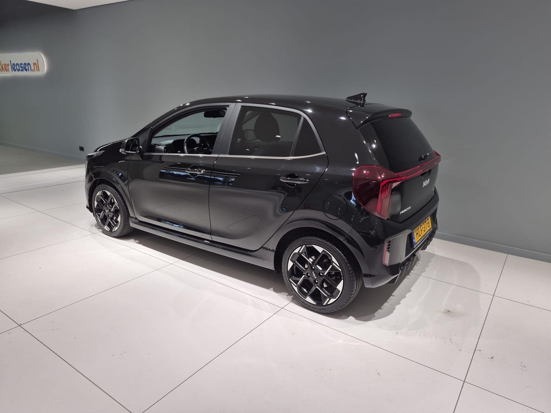 KIA Picanto 1.0 DPi 63pk 4-zits AMT GT-Line Automaat, Automaat, 12 maanden, 4 stoelen, Zwart