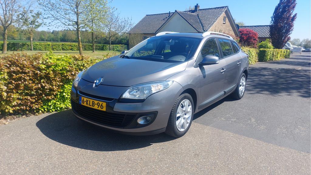 Renault Mégane Estate 1.5 dCi Expression CLIMA/NAVI BJ 2012, Voorwielaandrijving, Euro 5, Stof, Gebruikt
