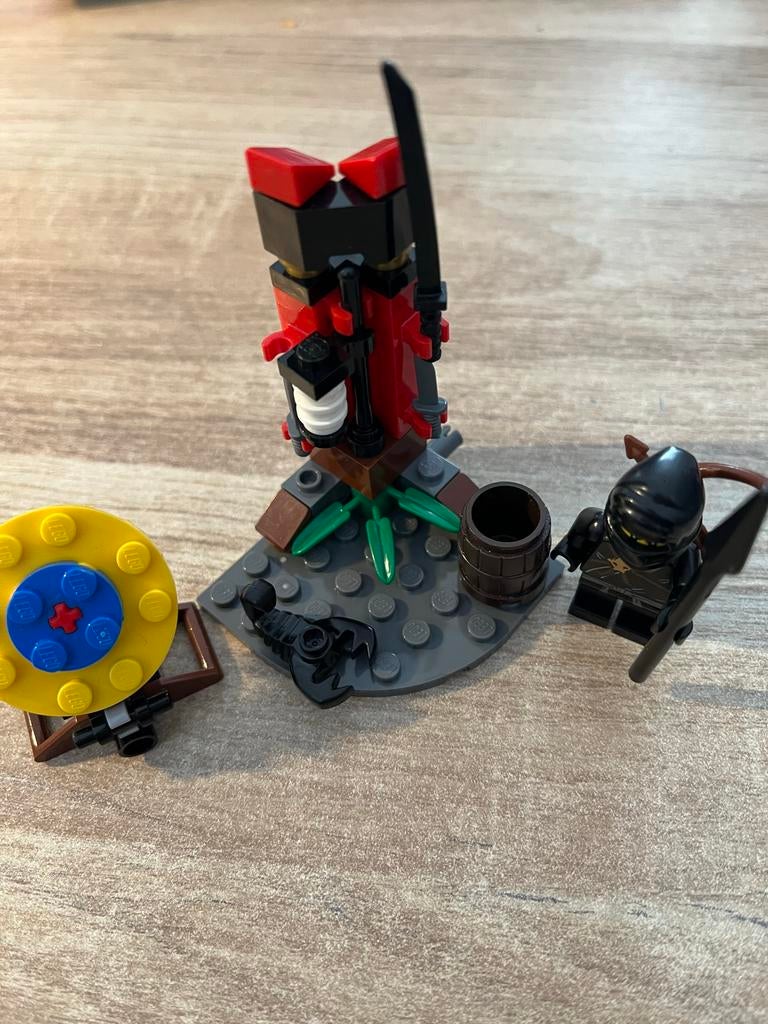 LEGO Ninjago 2516 Ninja Training Outpost - Complete Set, Lego, Ophalen of Verzenden, Zo goed als nieuw, Compleet