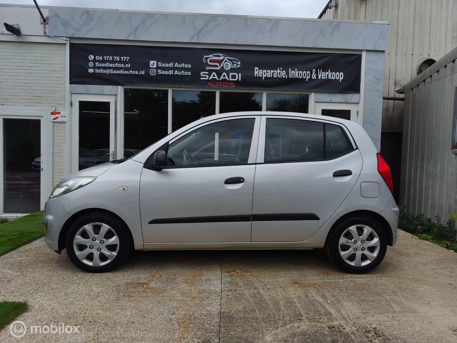 Hyundai i10 1.1 i-Motion, Auto's, Euro 5, Stof, Gebruikt, 4 cilinders