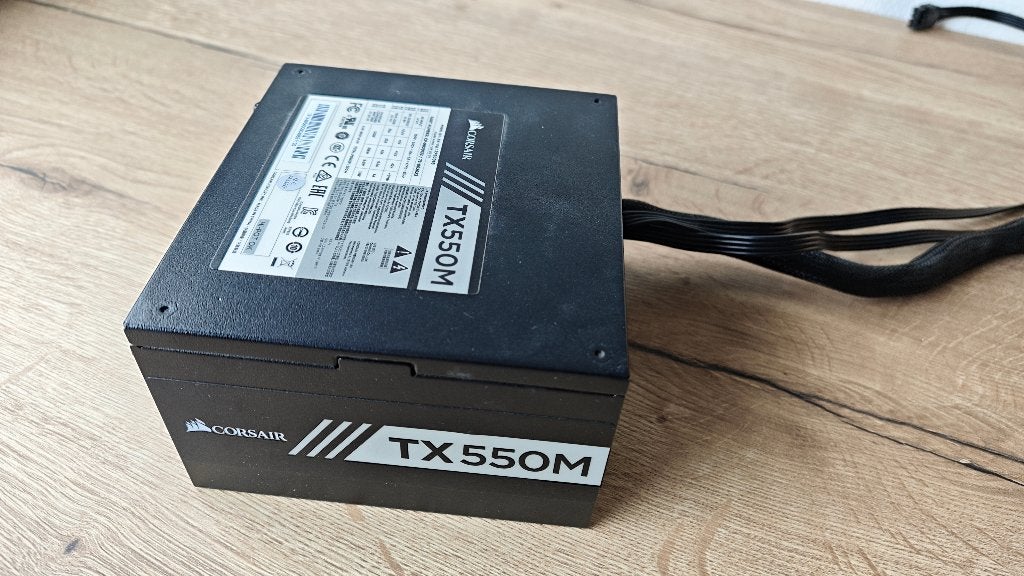 Corsair TX550M voeding, Computers en Software, Interne voedingen, Ophalen, Zo goed als nieuw