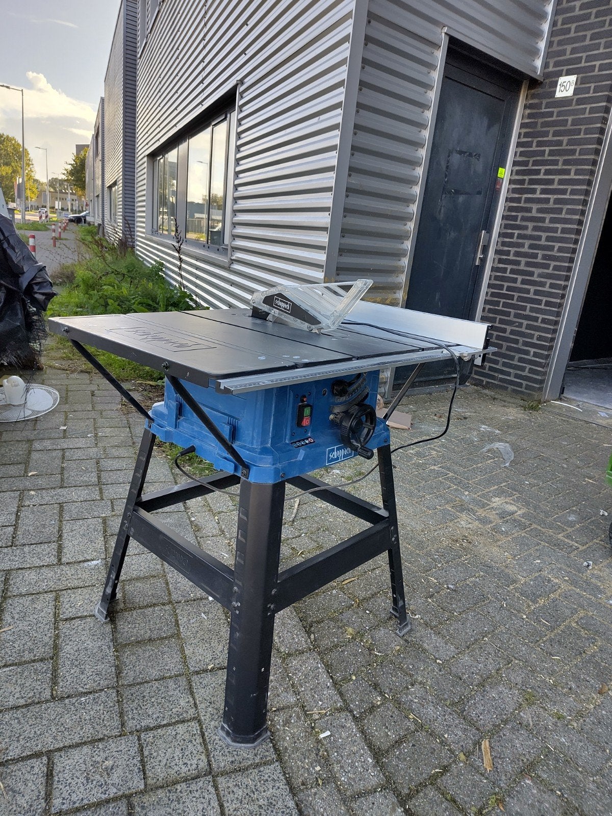 Scheppach HS254 Tafelzaag - Krachtige Zaagmachine, Ophalen, Gebruikt, Cirkelzaag, 1200 watt of meer